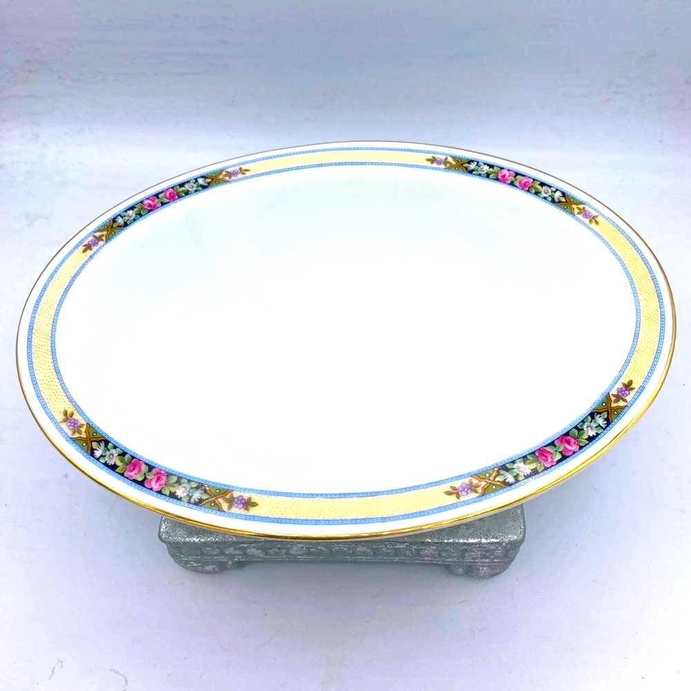 Vintage H&C SELB Bavaria Signed Fine China Oval Serving Dish Bowl 10”x 7 1/4”